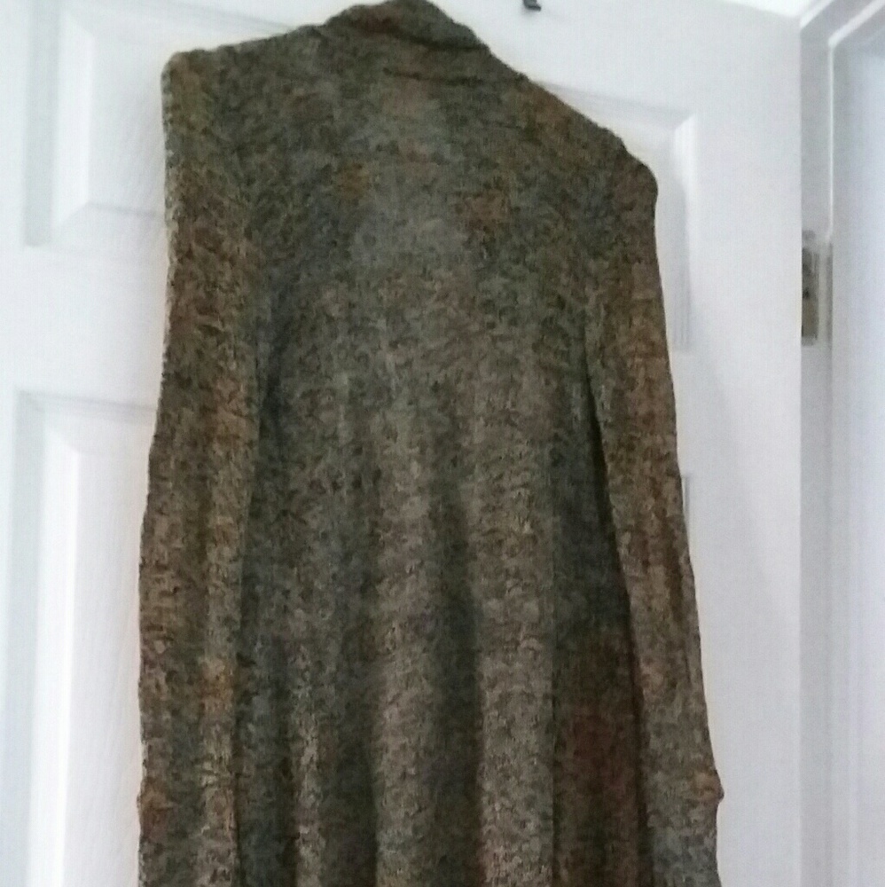 Cardigan - Picture 3 of 5